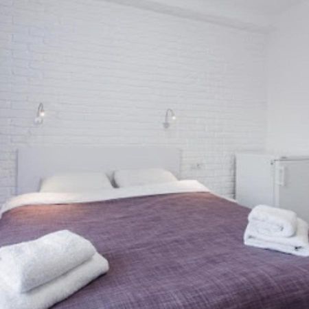 Smart Hotel Rooms Near Metro 24/7 Kiev Luaran gambar